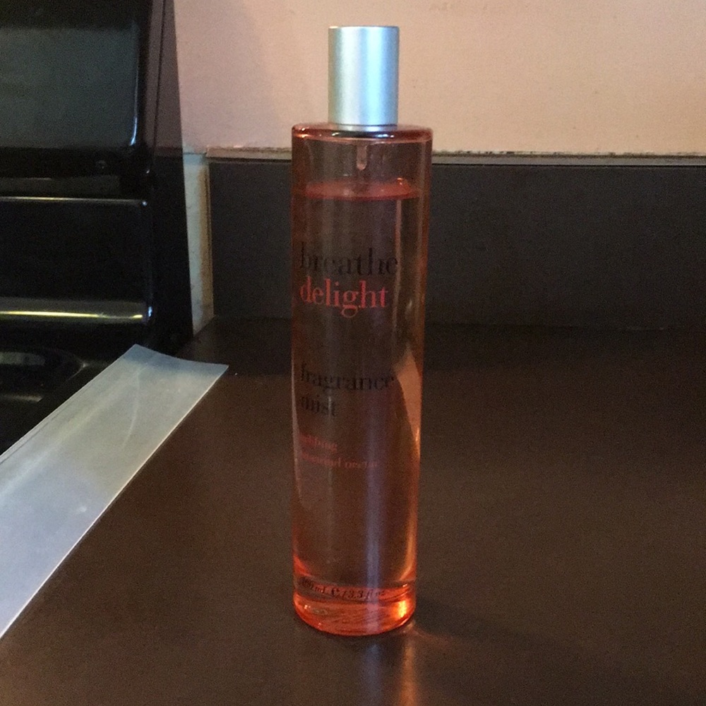 B&BW breathe delight 3.3 oz